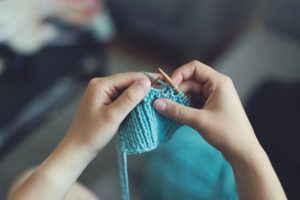 women knitting